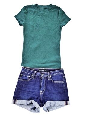 Bundle of Big Star 1974  Luna high rise jean short and t shirt. Size 26 and XS